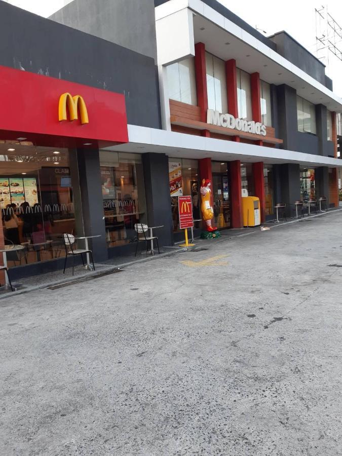 Sarasota Residential Resort Cluster 4 Unit 6B, 6C And 6L By Manny Newport Blvd, Across Naia T3 & Near Resorts World Manila, Pasay City Exterior foto