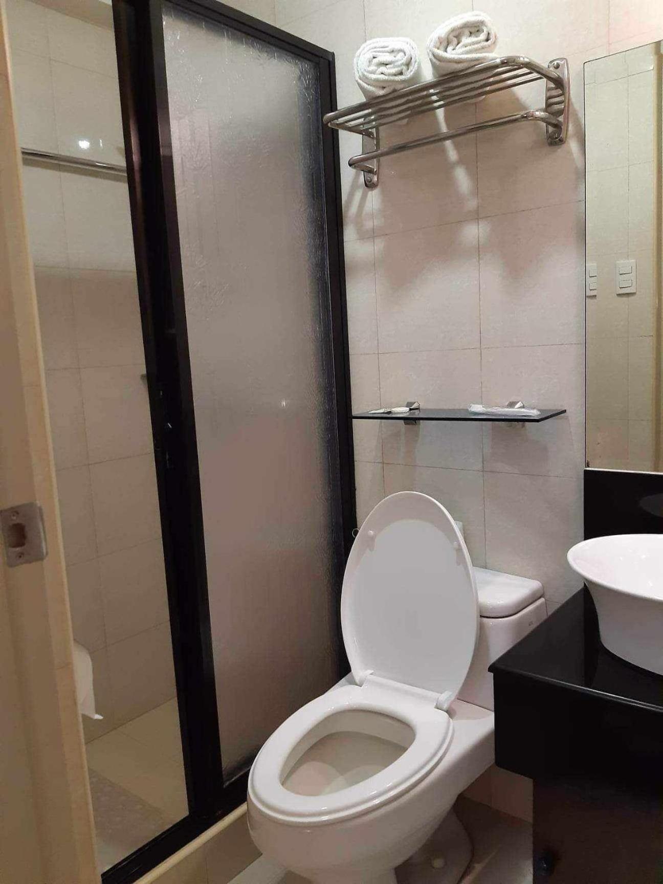 Sarasota Residential Resort Cluster 4 Unit 6B, 6C And 6L By Manny Newport Blvd, Across Naia T3 & Near Resorts World Manila, Pasay City Exterior foto